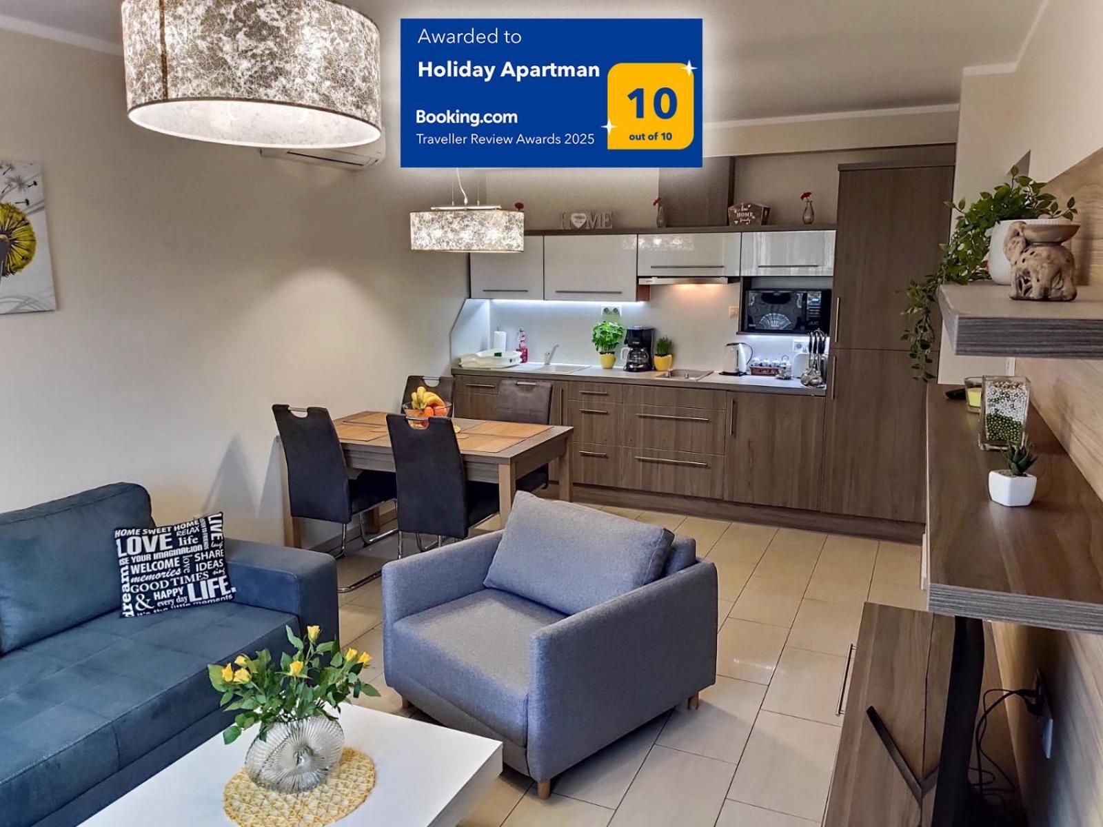 Holiday Apartman Sarvar Bagian luar foto